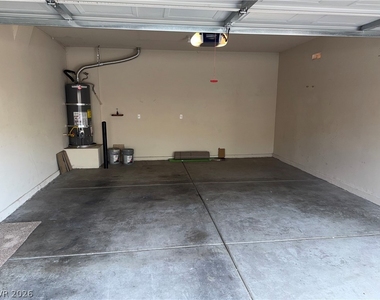 7213 Madarang Avenue - Photo Thumbnail 20