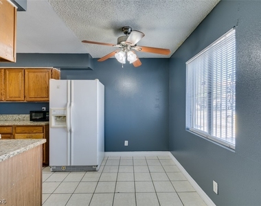 1641 N Lamont Street - Photo Thumbnail 18