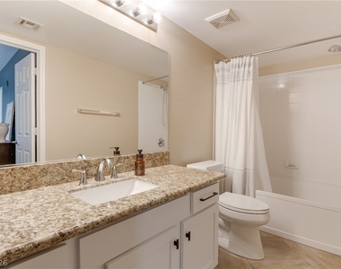 7255 W Sunset Road - Photo Thumbnail 14