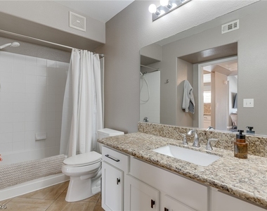 7255 W Sunset Road - Photo Thumbnail 18