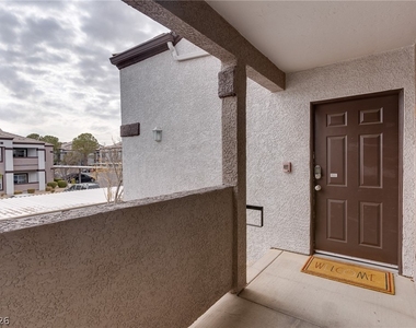 7255 W Sunset Road - Photo Thumbnail 5
