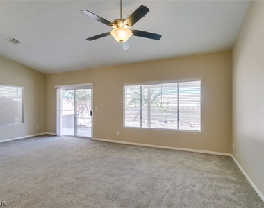 1980 Mount Carmel Avenue - Photo Thumbnail 15