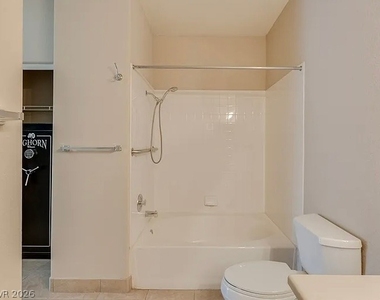 5125 W Reno Avenue - Photo Thumbnail 9