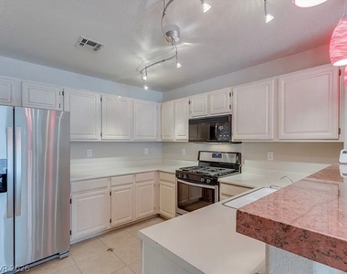 5125 W Reno Avenue - Photo Thumbnail 2