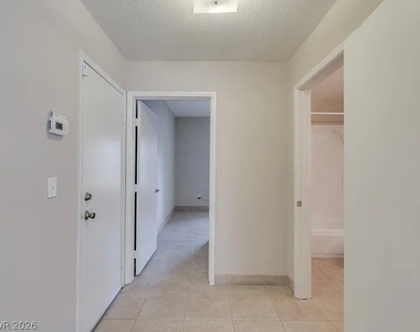 5125 W Reno Avenue - Photo Thumbnail 6