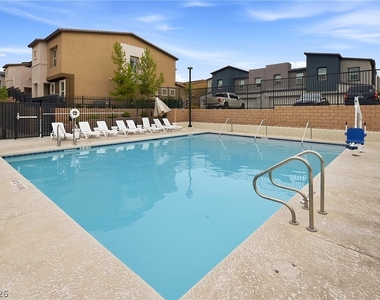 10923 Heatherford Avenue - Photo Thumbnail 26