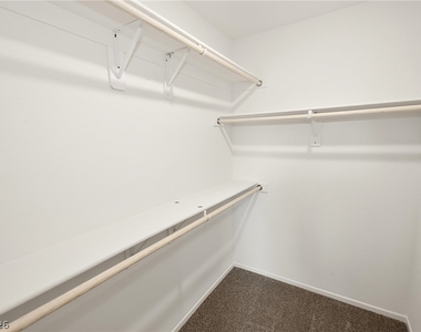 10923 Heatherford Avenue - Photo Thumbnail 17