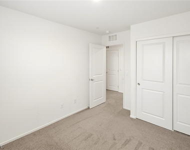 10923 Heatherford Avenue - Photo Thumbnail 24