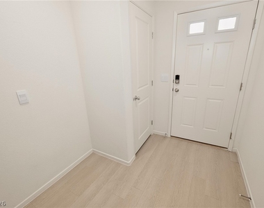 10923 Heatherford Avenue - Photo Thumbnail 25