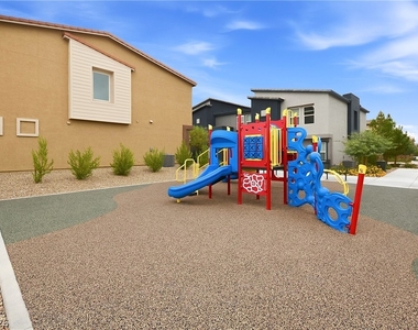 10923 Heatherford Avenue - Photo Thumbnail 32