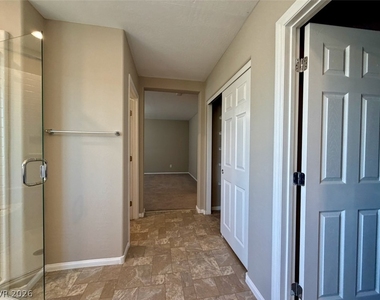 3832 Autumn America Place - Photo Thumbnail 31