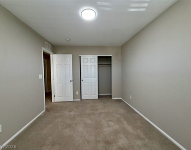 3832 Autumn America Place - Photo Thumbnail 39