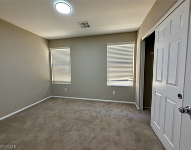 3832 Autumn America Place - Photo Thumbnail 35