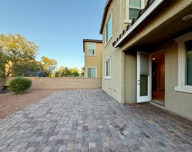 3832 Autumn America Place - Photo Thumbnail 43