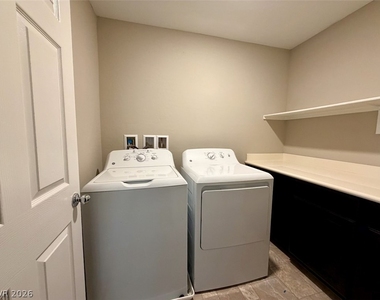 3832 Autumn America Place - Photo Thumbnail 34