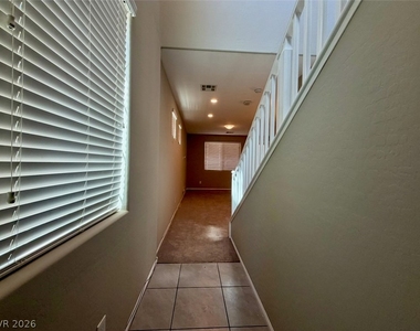 3832 Autumn America Place - Photo Thumbnail 2