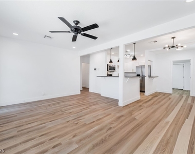 1610 E Ogden Avenue - Photo Thumbnail 3