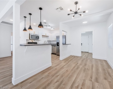 1610 E Ogden Avenue - Photo Thumbnail 4