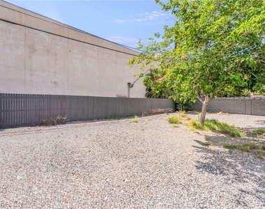1610 E Ogden Avenue - Photo Thumbnail 35