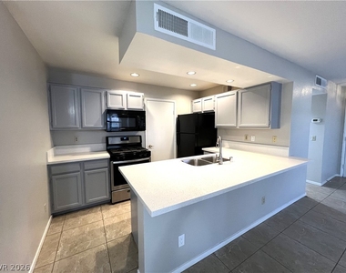 7570 W Flamingo Road - Photo Thumbnail 6