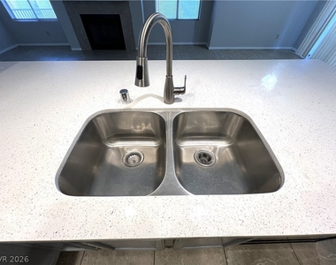 7570 W Flamingo Road - Photo Thumbnail 10