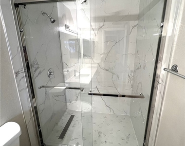 7570 W Flamingo Road - Photo Thumbnail 16