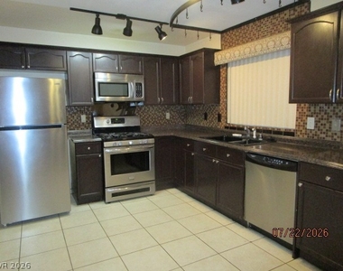 3822 King Palm Avenue - Photo Thumbnail 4