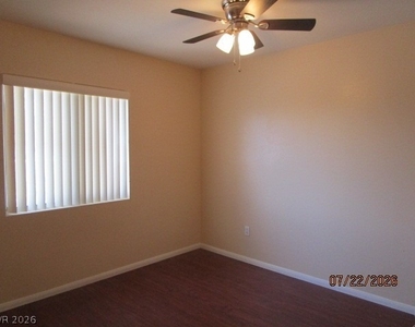 3822 King Palm Avenue - Photo Thumbnail 11