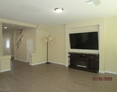 7220 Puffer Lake Court - Photo Thumbnail 5