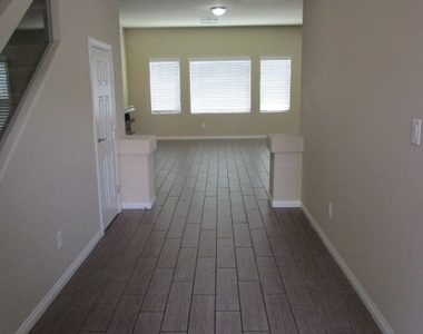 7220 Puffer Lake Court - Photo Thumbnail 3
