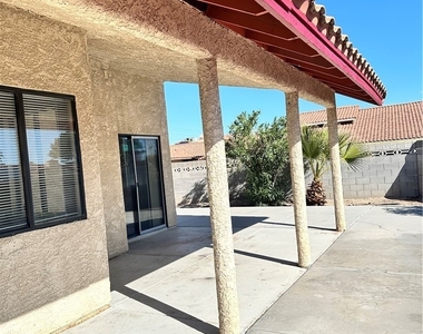 3910 Amy Marie Court - Photo Thumbnail 16