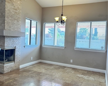 3910 Amy Marie Court - Photo Thumbnail 3