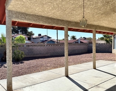 3910 Amy Marie Court - Photo Thumbnail 17