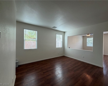 10133 Agon Court - Photo Thumbnail 3