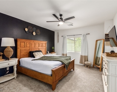 825 Star Estates Avenue - Photo Thumbnail 14
