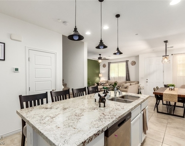 825 Star Estates Avenue - Photo Thumbnail 11