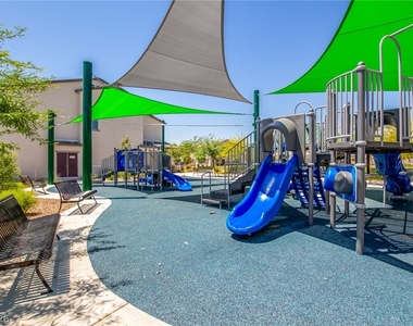 825 Star Estates Avenue - Photo Thumbnail 30