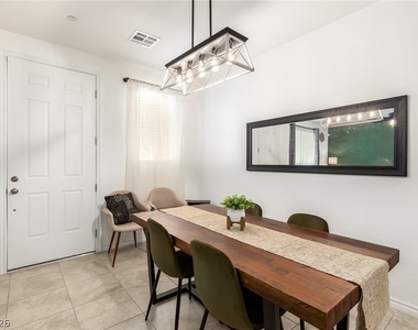 825 Star Estates Avenue - Photo Thumbnail 6