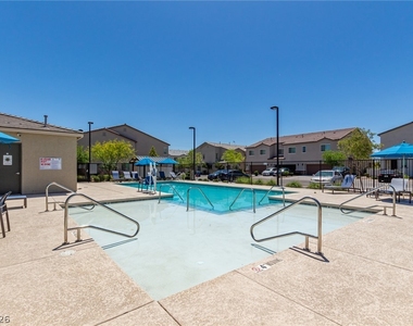 825 Star Estates Avenue - Photo Thumbnail 36