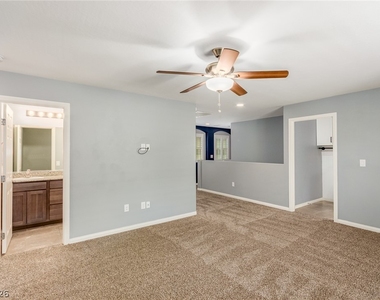 6644 Seahorse Reef Street - Photo Thumbnail 28