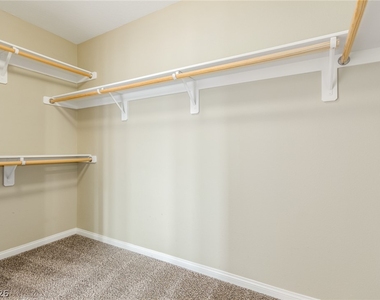 6644 Seahorse Reef Street - Photo Thumbnail 19