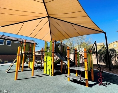 6644 Seahorse Reef Street - Photo Thumbnail 40