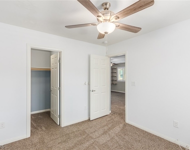 6644 Seahorse Reef Street - Photo Thumbnail 24