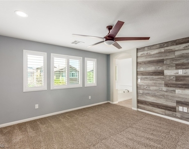6644 Seahorse Reef Street - Photo Thumbnail 16