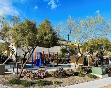 6644 Seahorse Reef Street - Photo Thumbnail 46