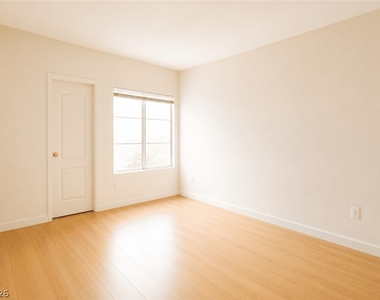 5525 W Flamingo Road - Photo Thumbnail 8