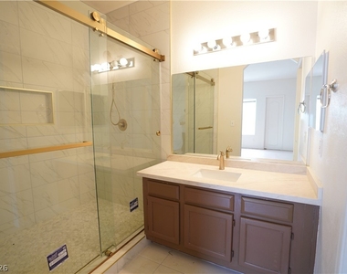 5525 W Flamingo Road - Photo Thumbnail 14