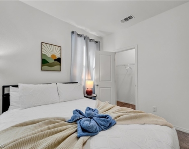 7058 Baza Avenue - Photo Thumbnail 28
