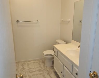 7048 Picaroon Lane - Photo Thumbnail 19