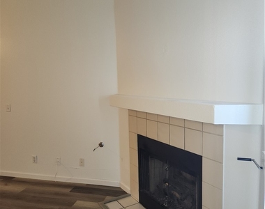 7048 Picaroon Lane - Photo Thumbnail 11